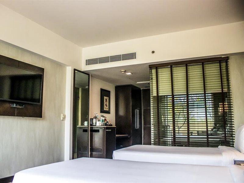 Radisson Hotel Sector 29 Gurugram Gurgaon Exterior photo