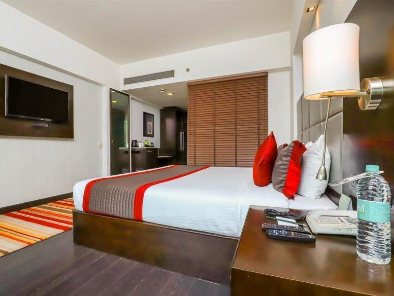 Radisson Hotel Sector 29 Gurugram Gurgaon Exterior photo
