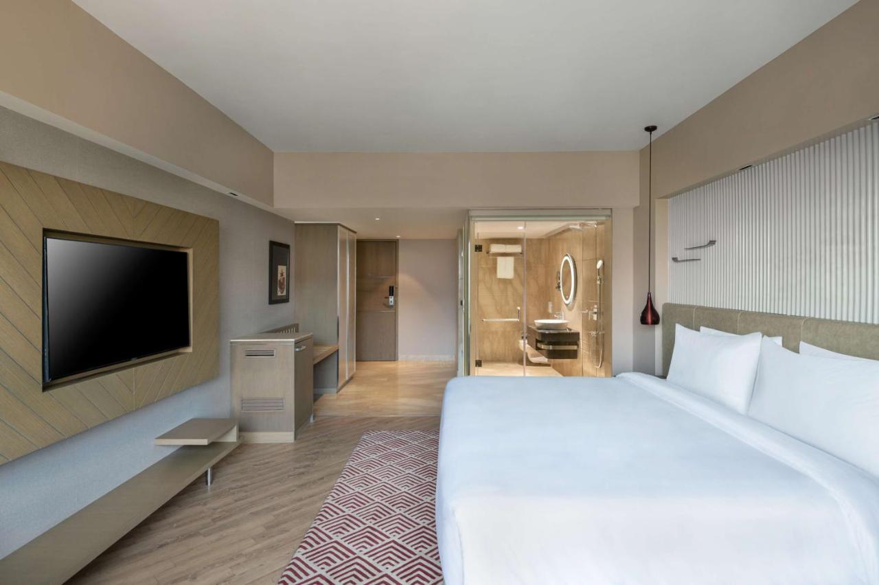 Radisson Hotel Sector 29 Gurugram Gurgaon Exterior photo