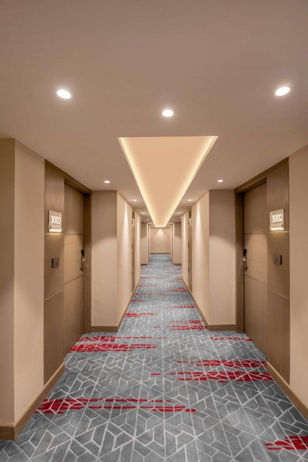 Radisson Hotel Sector 29 Gurugram Gurgaon Exterior photo