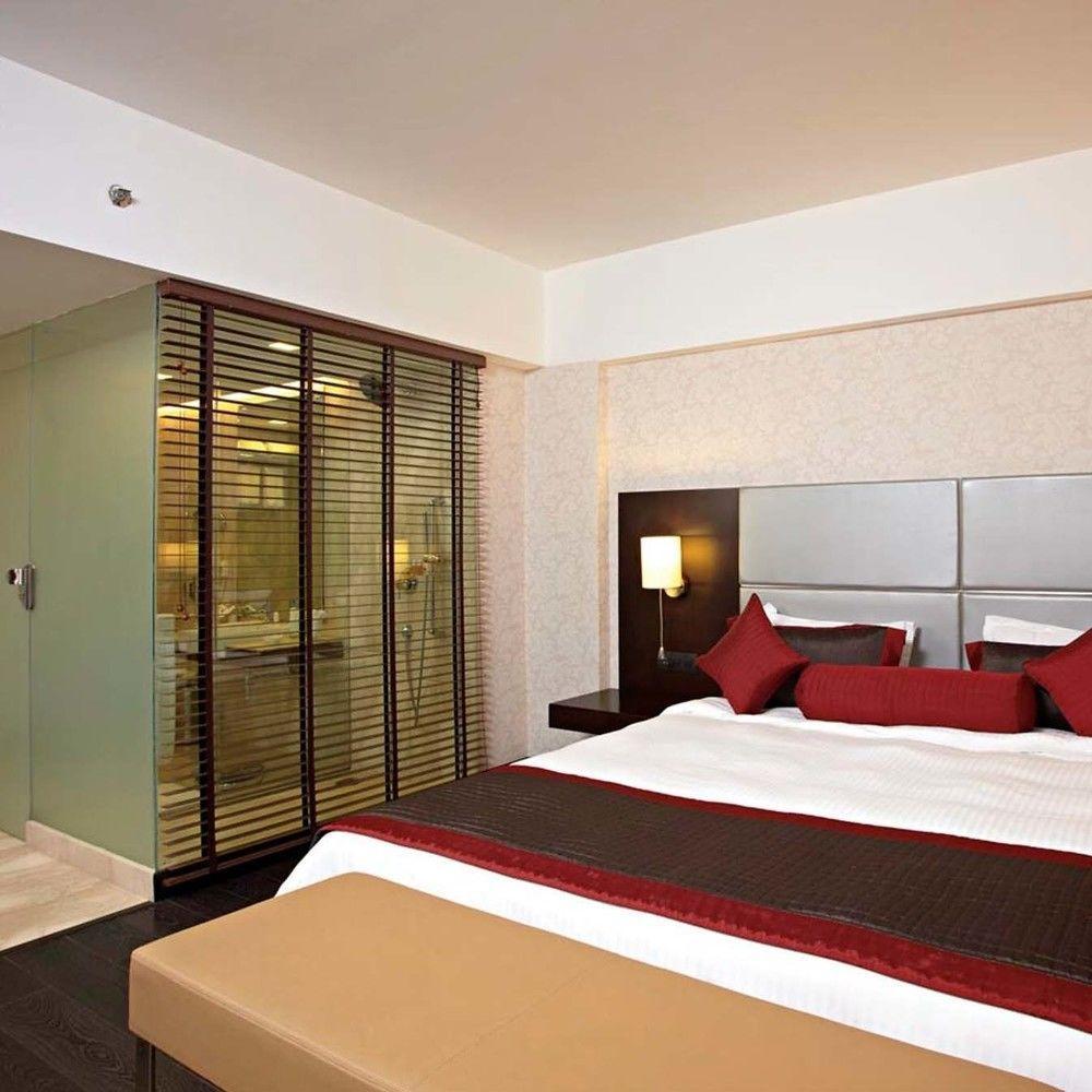 Radisson Hotel Sector 29 Gurugram Gurgaon Exterior photo